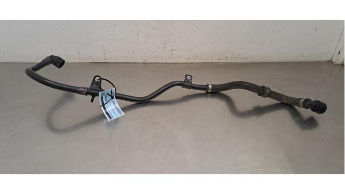 Tuyau radiateur Mercedes C-Klasse