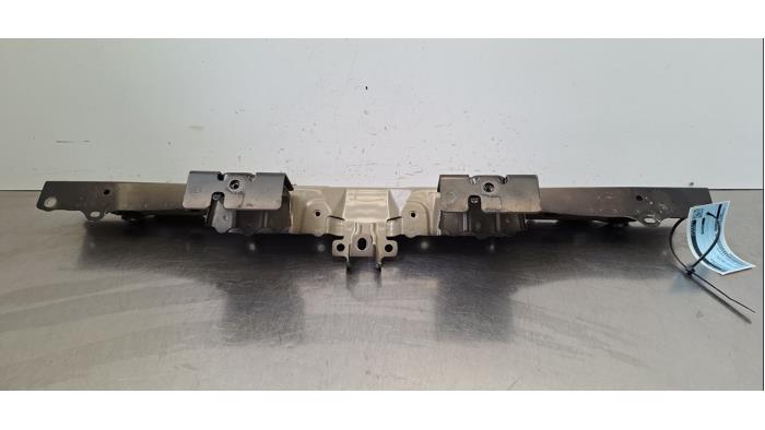 Barre radiateur Toyota bZ4X