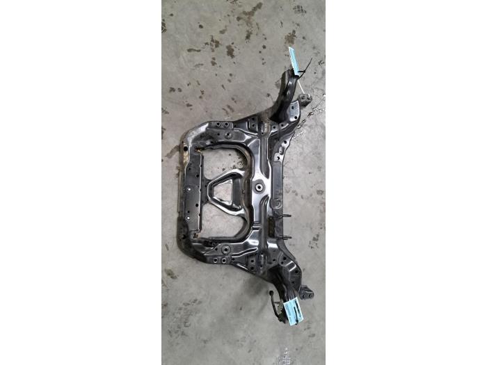 Faux châssis Mercedes GLA