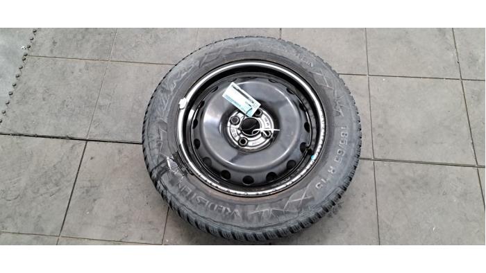 Jante + pneu d'hiver Hyundai I20