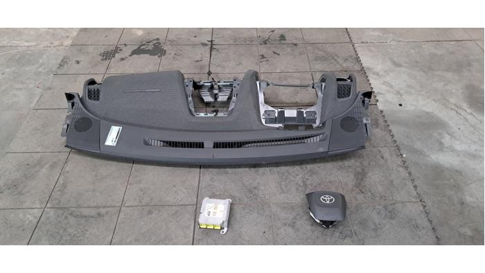 Kit airbag + tableau de bord Toyota bZ4X