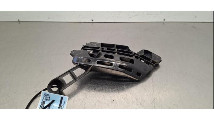 Support pare-chocs avant gauche Toyota bZ4X