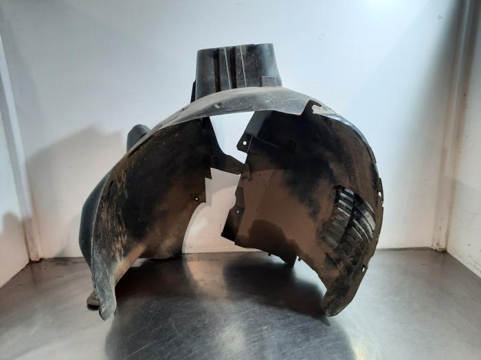 Passage de roue Opel Combo