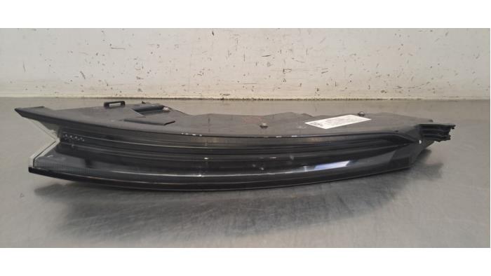 Feu arrière gauche Porsche Taycan