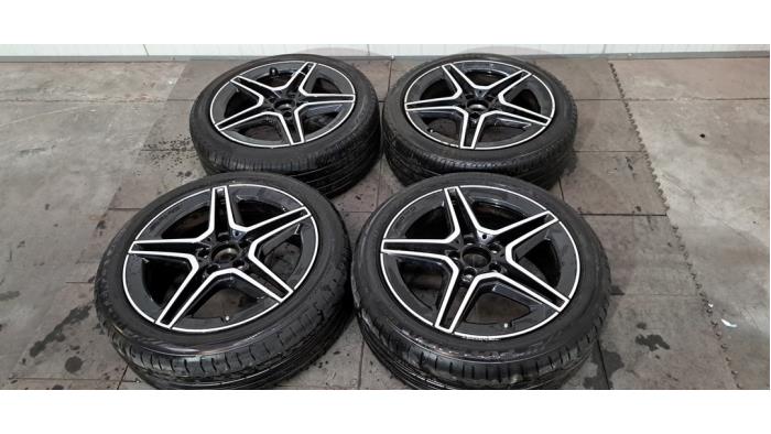 Kit jantes + pneumatiques Mercedes B-Klasse