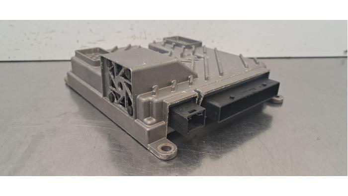 Amplificateur radio Mercedes C-Klasse