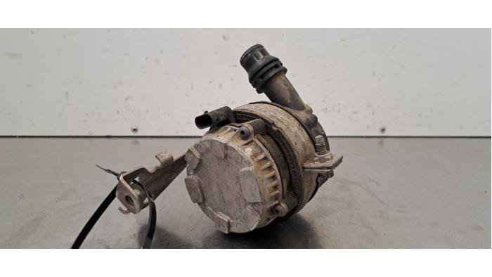 Pompe à eau supplémentaire Mercedes C-Klasse