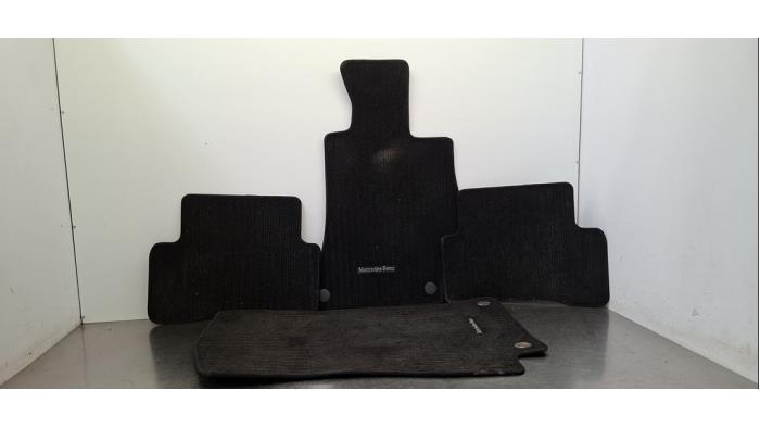 Kit tapis Mercedes C-Klasse