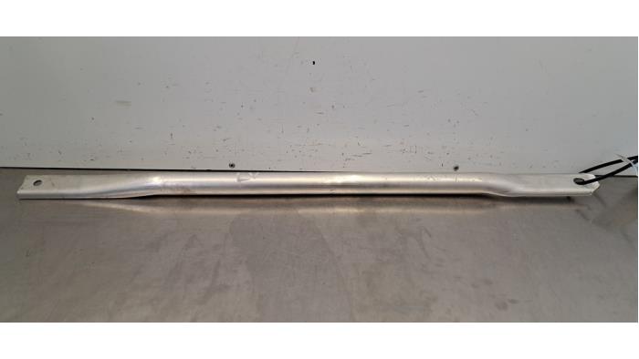 Support partie avant Mercedes C-Klasse