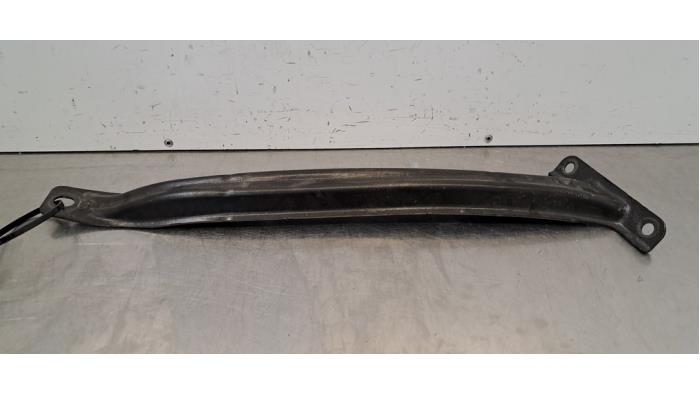 Support (divers) Mercedes C-Klasse