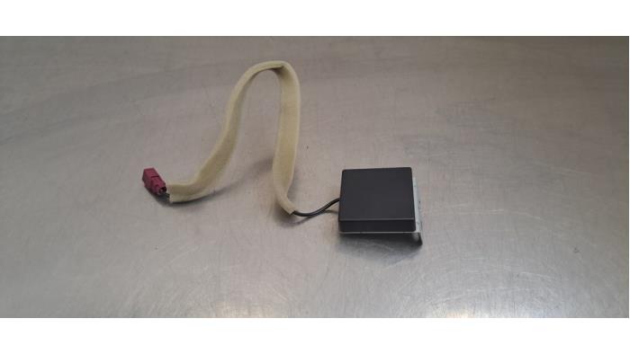 Antenne amplificateur Renault Arkana