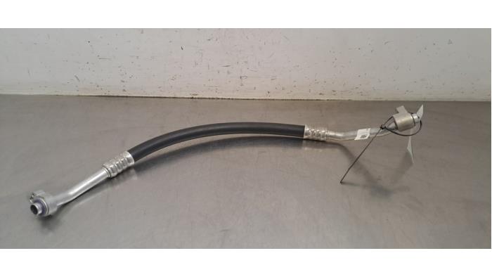 Tuyau clim Mercedes GLA