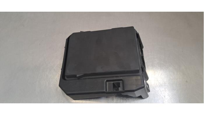 Boîte à fusibles Renault Arkana