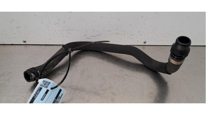 Tuyau radiateur Porsche Taycan