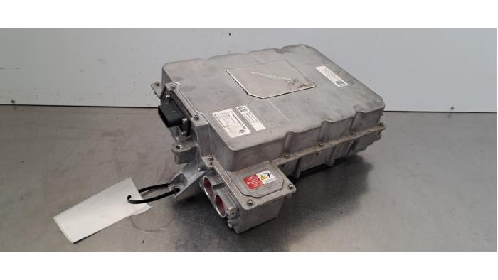 Convertisseur (hybride) Porsche Taycan