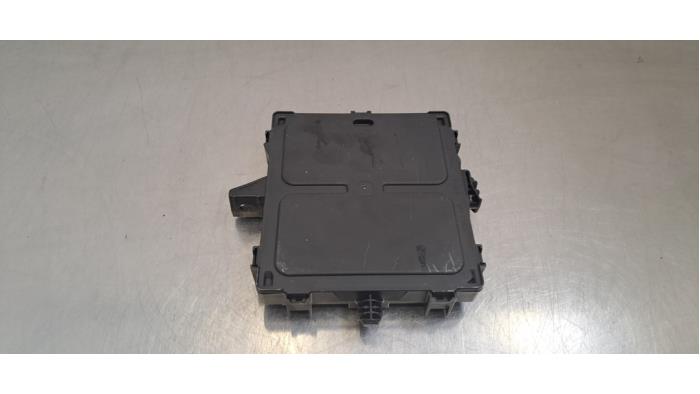 Ordinateur contrôle fonctionnel Renault Arkana