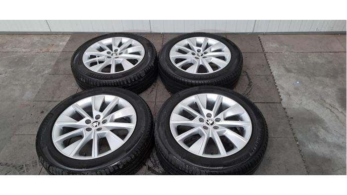 Kit jantes + pneumatiques Skoda Kamiq