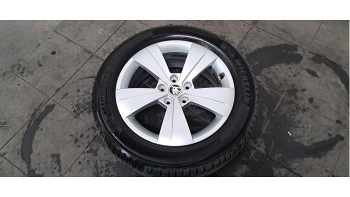 Jante + pneumatique Skoda Superb