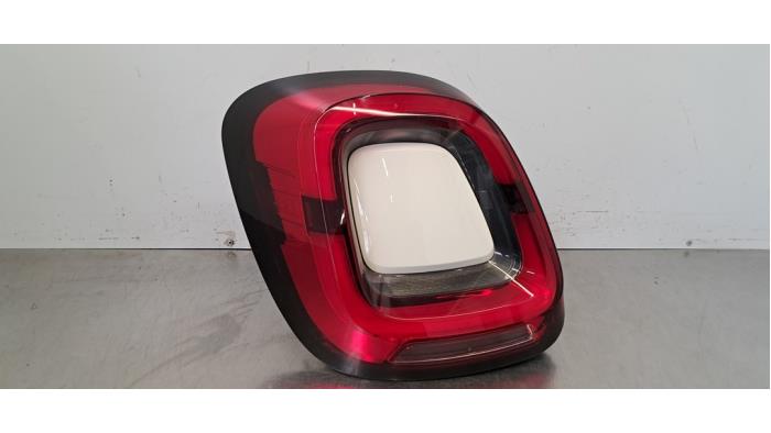 Feu arrière gauche Fiat 500X