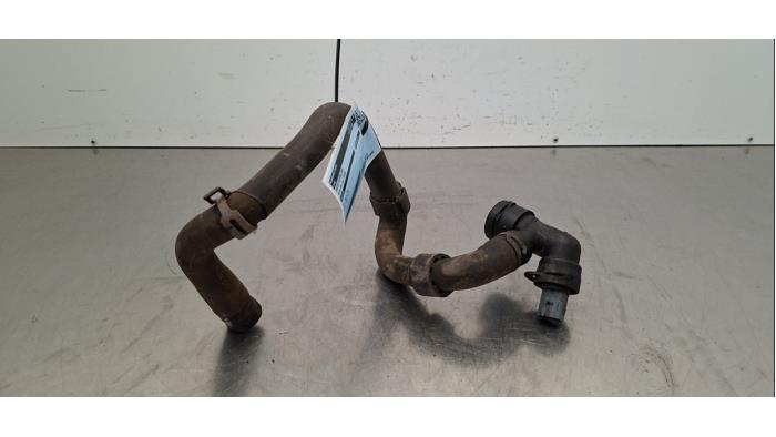 Tuyau radiateur Audi Q4