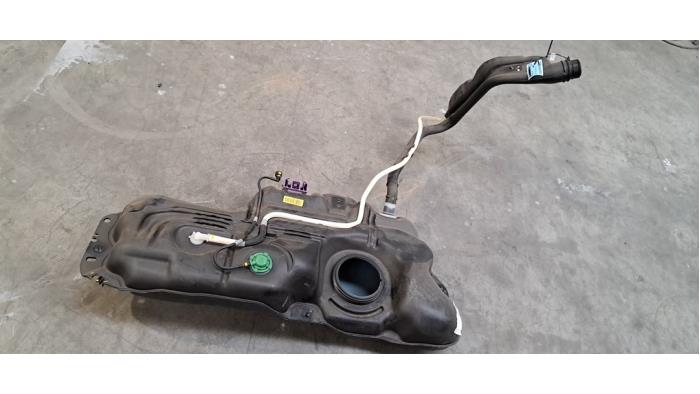 Réservoir de carburant Peugeot 2008