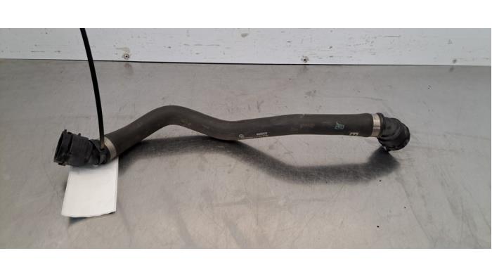 Tuyau radiateur Mercedes GLA