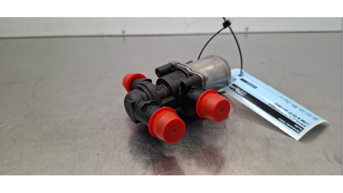 Robinet chauffage électrique Lynk &amp; Co 01