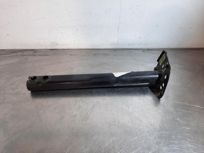 Barre châssis avant Jeep Renegade