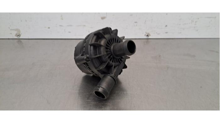 Pompe à eau supplémentaire Audi Q4