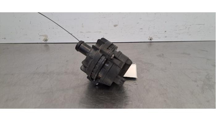 Pompe à eau supplémentaire Audi Q4
