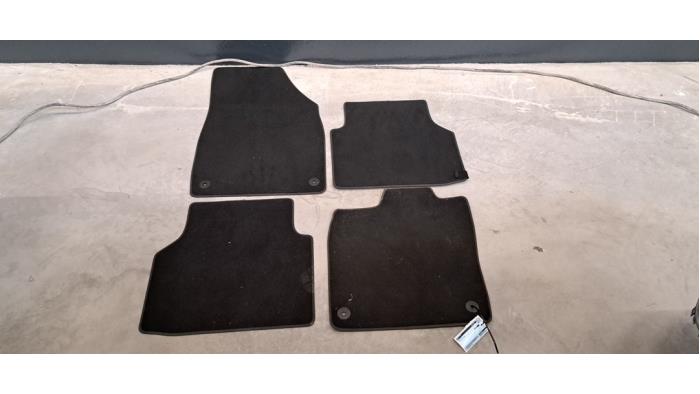 Kit tapis Audi Q4