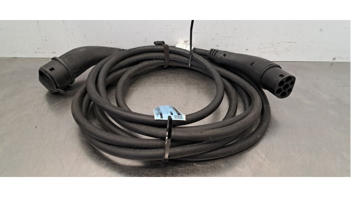 Câble de recharge électrique Audi Q4