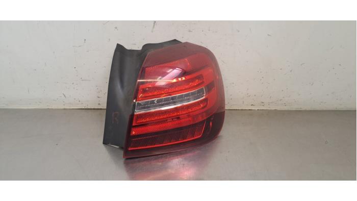 Feu arrière droit Mercedes GLA