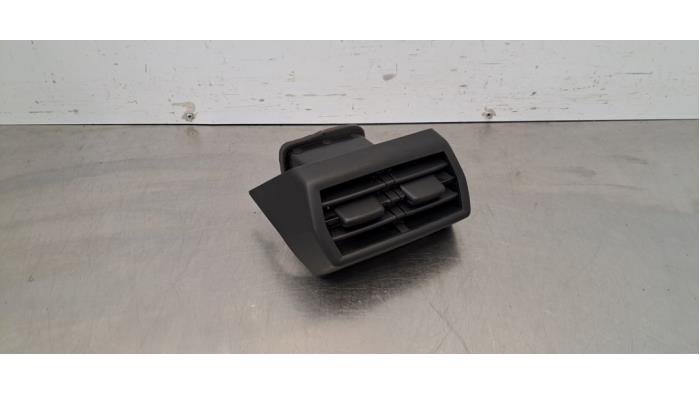 Grille aération tableau de bord Audi Q4