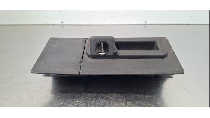 Commutateur hayon Audi Q4