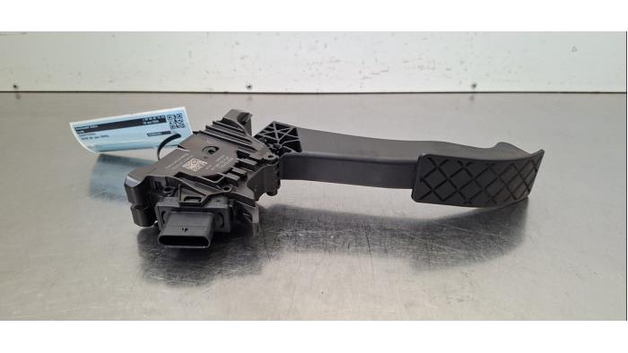 Pédale d'accélérateur Audi Q4