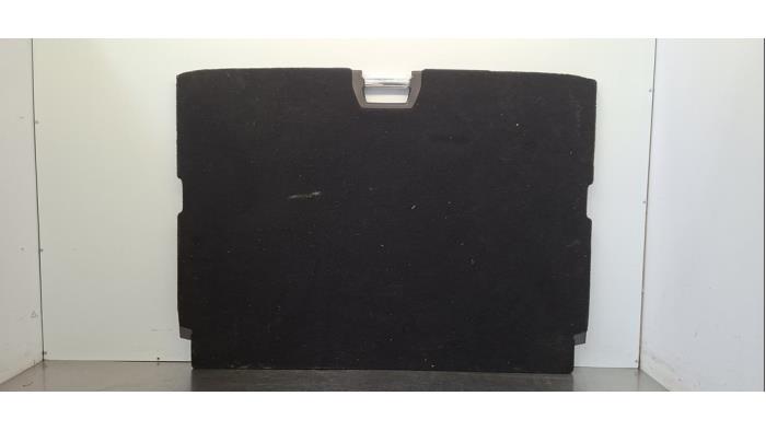 Coffre tapis Peugeot 2008