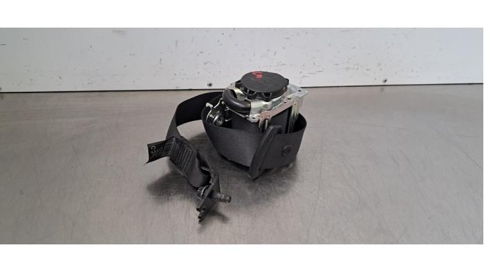 Ceinture de sécurité arrière gauche Lynk &amp; Co 01