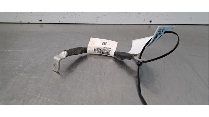 Borne de batterie Lynk &amp; Co 01