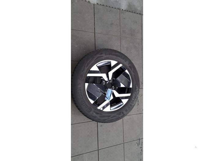 Jante + pneumatique Peugeot 2008