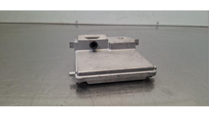 Caméra avant Lynk &amp; Co 01