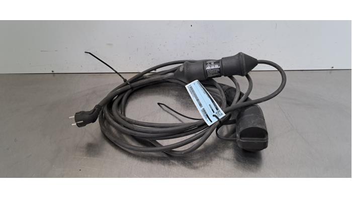 Câble de recharge électrique Lynk &amp; Co 01