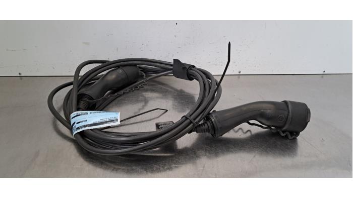 Câble de recharge électrique Lynk &amp; Co 01