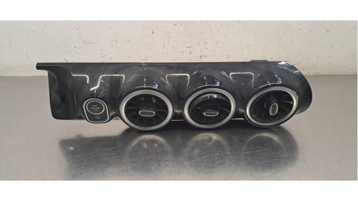 Grille aération tableau de bord Mercedes B-Klasse