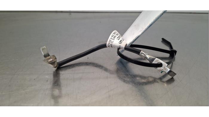 Borne de batterie Lynk &amp; Co 01