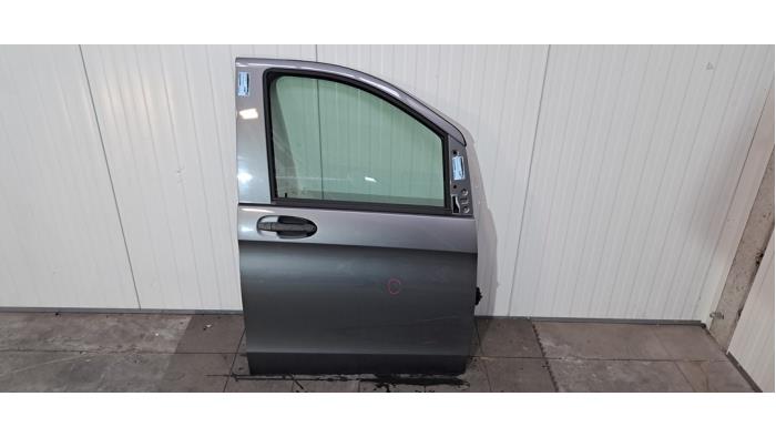 Portière 4portes avant droite Mercedes Vito
