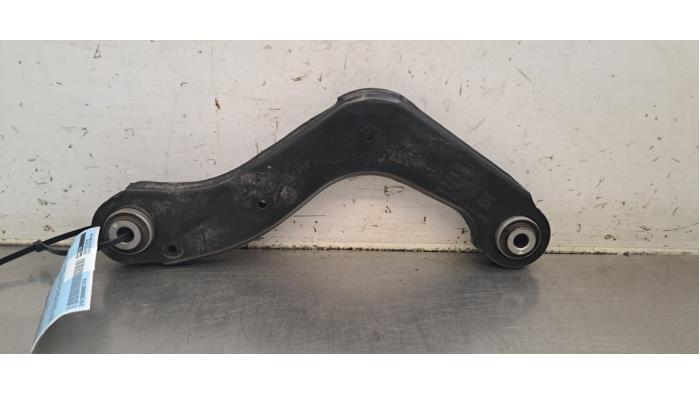 Bras de suspension arrière droit Lynk &amp; Co 01