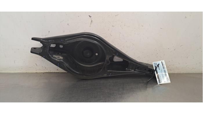 Bras de suspension arrière droit Lynk &amp; Co 01