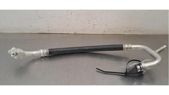 Tuyau clim Nissan Leaf