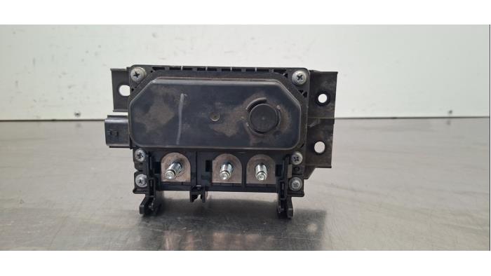 Boîte à fusibles Nissan Qashqai